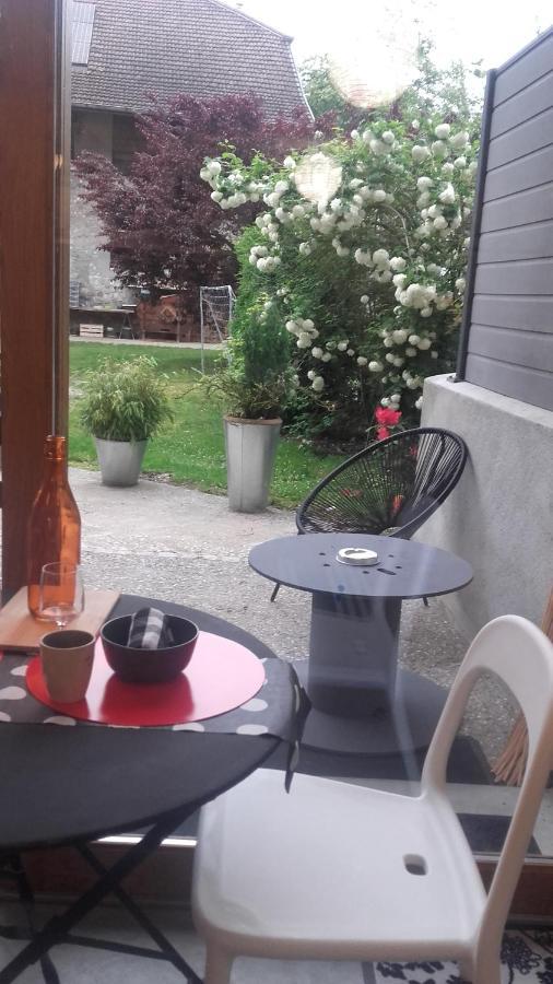 Escapade Champetre Bed & Breakfast Hauteville-sur-Fier Exterior foto