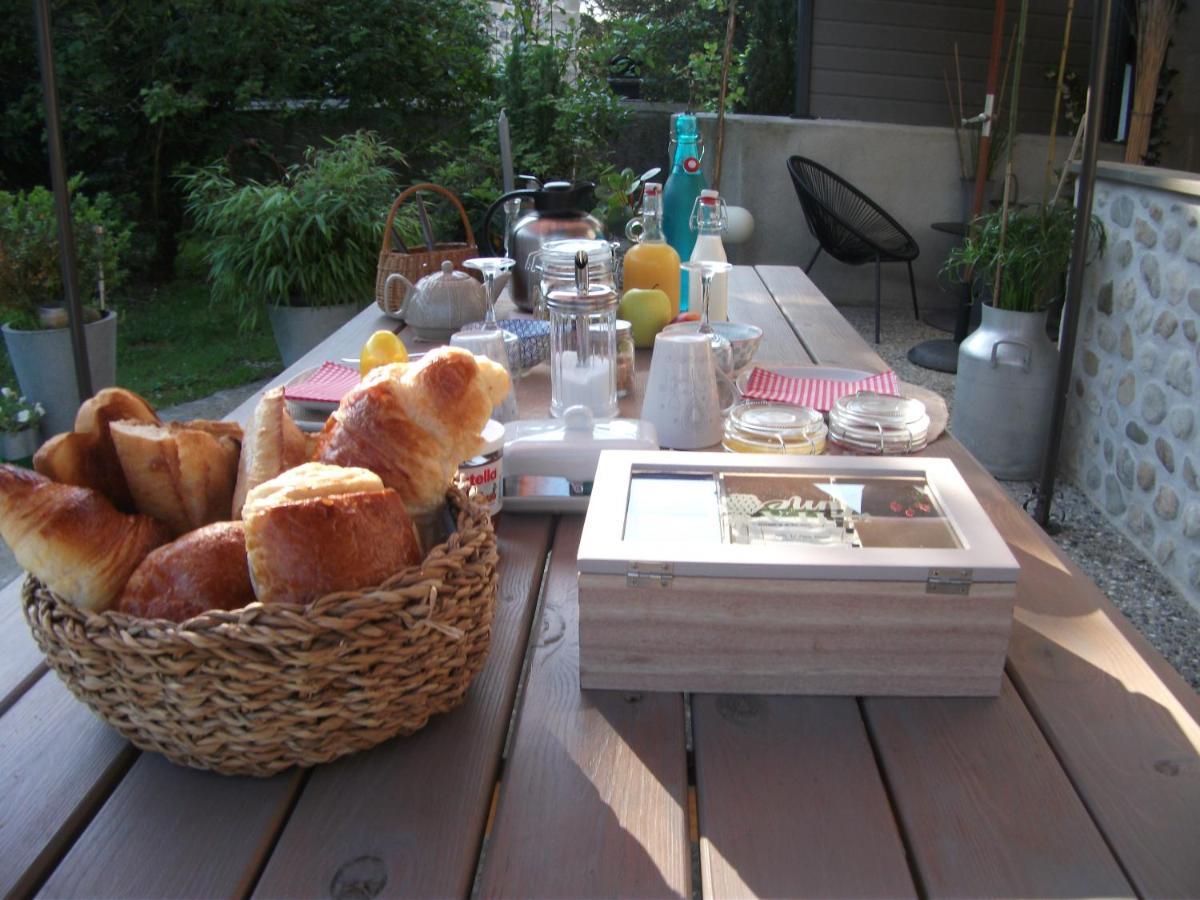 Escapade Champetre Bed & Breakfast Hauteville-sur-Fier Exterior foto