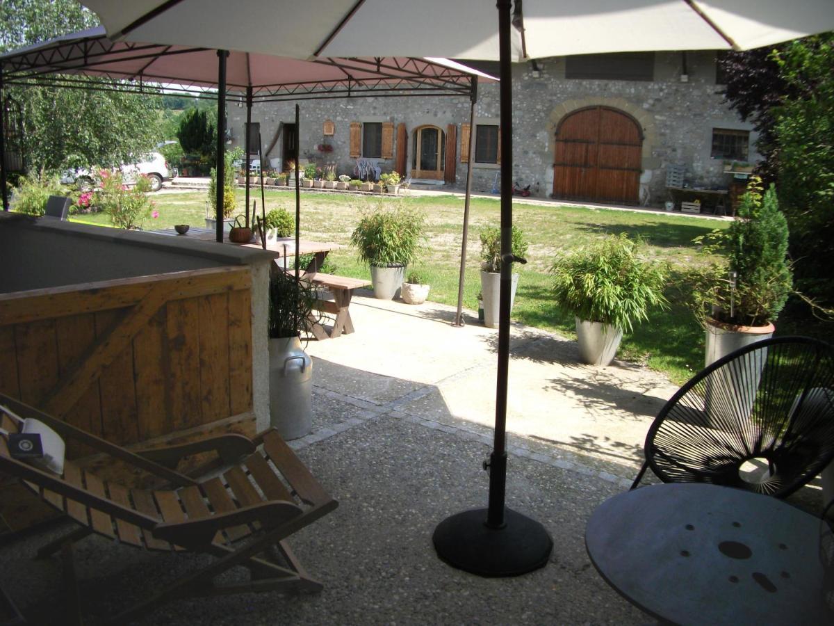 Escapade Champetre Bed & Breakfast Hauteville-sur-Fier Exterior foto