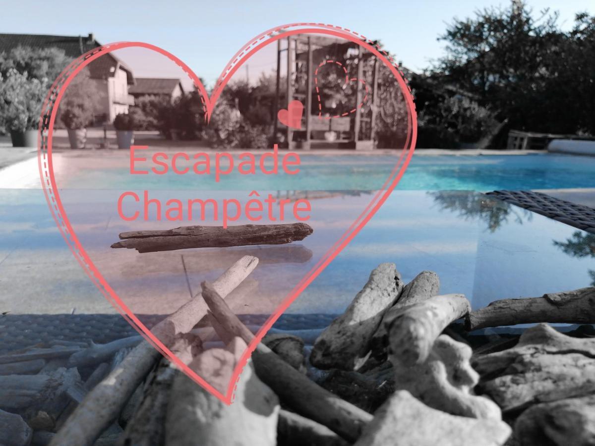 Escapade Champetre Bed & Breakfast Hauteville-sur-Fier Exterior foto